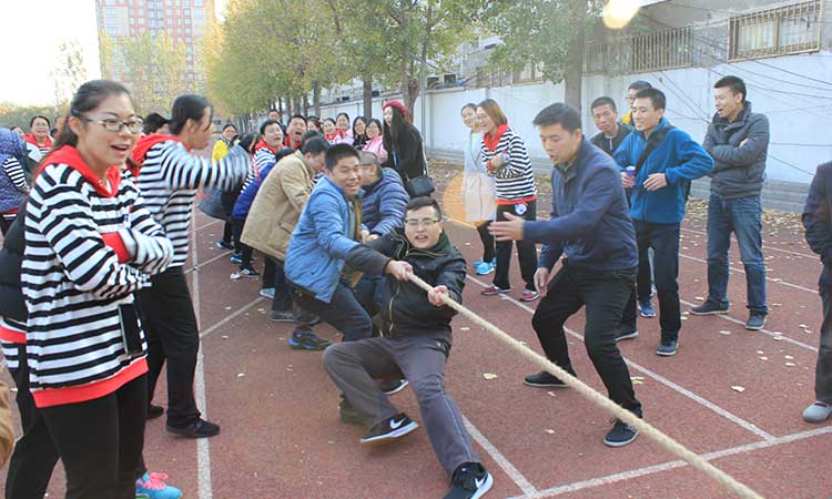 tug of war